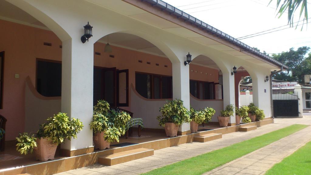 Ocean View Tourist Guest House At Negombo Beach Near The Airport المظهر الخارجي الصورة