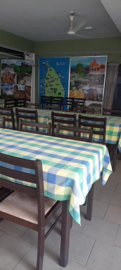 Ocean View Tourist Guest House At Negombo Beach Near The Airport المظهر الخارجي الصورة